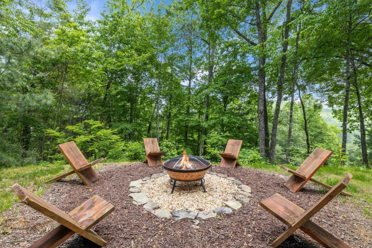 Stunning Views, Superb Atmosphere, Modern Amenities, In The Middle Of Nature Bryson City Exterior foto