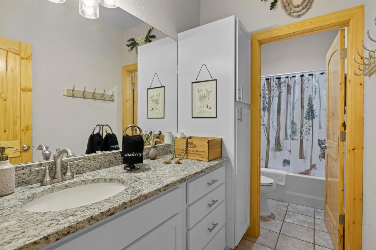 Stunning Views, Superb Atmosphere, Modern Amenities, In The Middle Of Nature Bryson City Exterior foto