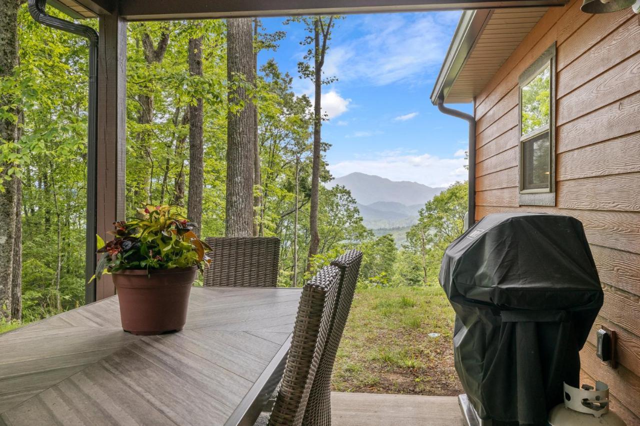 Stunning Views, Superb Atmosphere, Modern Amenities, In The Middle Of Nature Bryson City Exterior foto